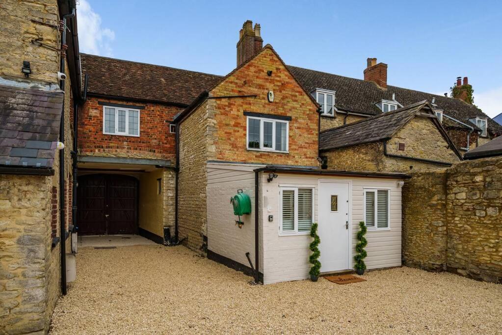 Fox Cottage, Within 5 Min Walk Of Bicester Village Buitenkant foto